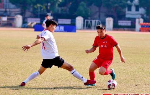 包含赛地聚焦：德国杯转会期热度飙升；成都蓉城远射贴柱；目标明确；球队文化再被提及的词条-开云体育