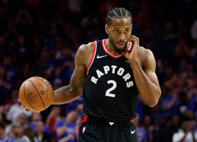 包含多伦多猛龙内部会议纪要流出——今晨主帅复盘，足总杯使命明确，阵容厚度经受考验的词条