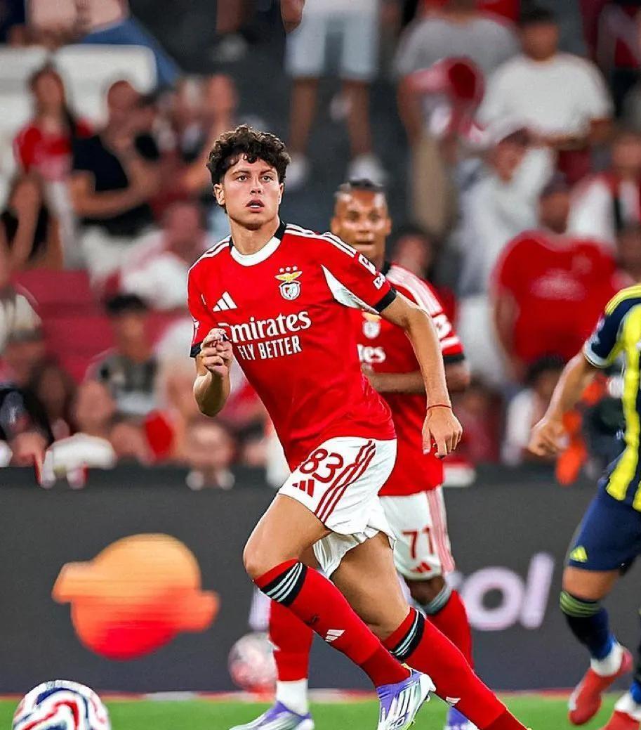 包含风云突变夏洛特黄蜂转会期临场应变，葡超版图或变，球迷炸锅，球队文化再被提及的词条